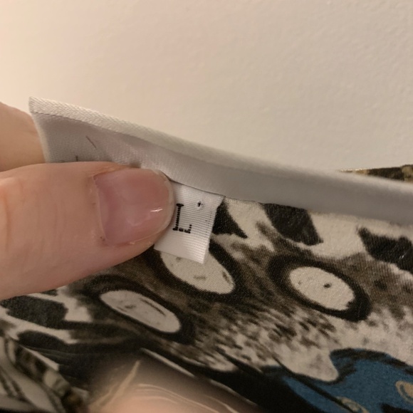 Silk Sleeveless Blouse - Picture 4 of 6